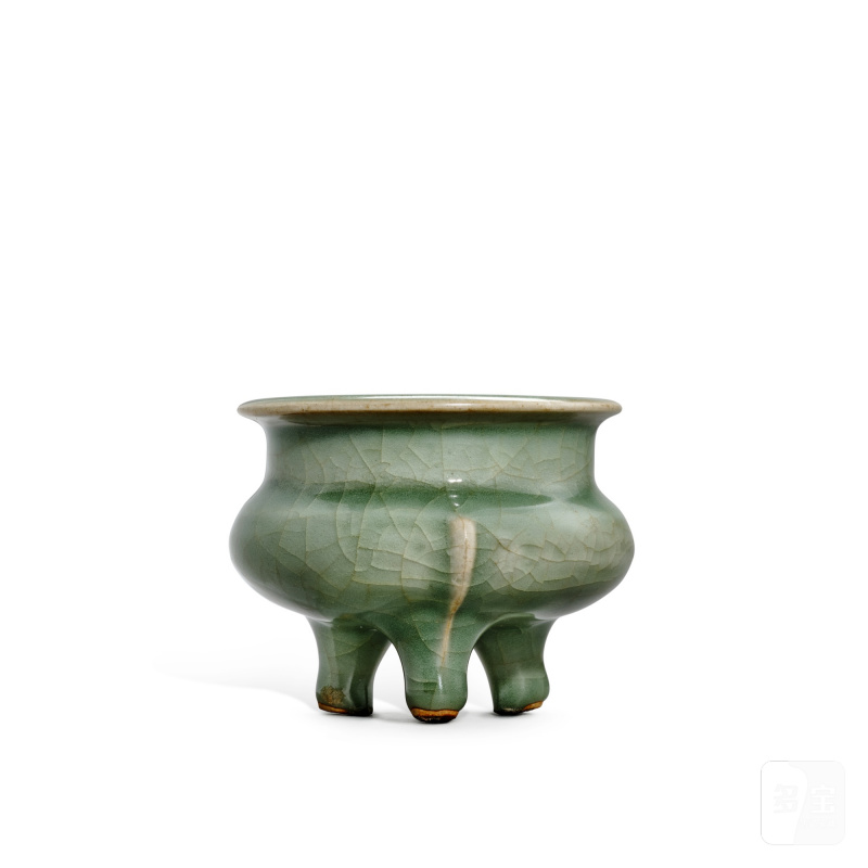 A Longquan celadon-glazed tripid incense burner, Southern Song dynasty | 南宋 龍泉溪口窰青釉鬲式爐 - 图1